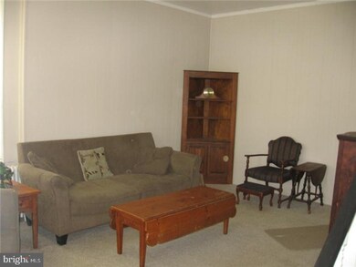 153 Hall St, Spring City, PA 19475 - photo 5