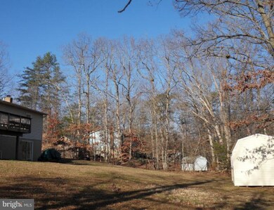 26572 Yowaiski Mill Rd, Mechanicsville, MD 20659 - photo 2