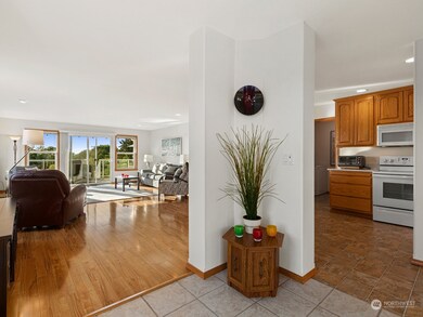 8713 Myrtle Rd, Stanwood, WA 98292 - photo 7