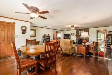 005_b4918_Z 1490 Hiner Rd 054