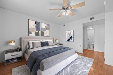 3526 Whitehall Dr unit 1060, West Palm Beach, FL 33401 - photo 5