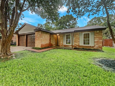 16715 Townes Rd, Friendswood, TX 77546 - photo 6