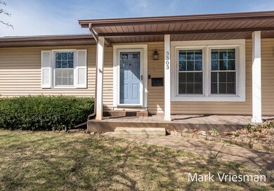 3303GlensideBlvd-2LoRes