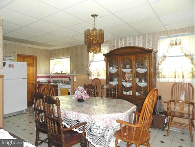 5504 Morello Rd, Baltimore, MD 21214 - photo 7