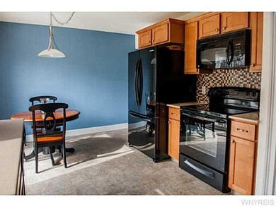 283 Stenzil St, North Tonawanda, NY 14120 - photo 3