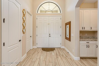22_2928Addison212_mls