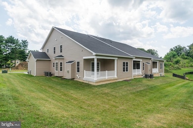 1722 Botanical Ct unit 27, Sykesville, MD 21784 - photo 4
