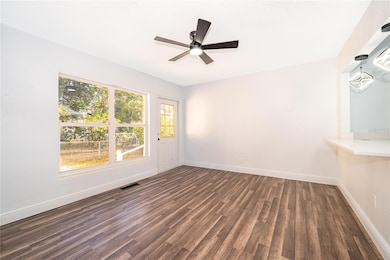 520 Hillside Dr, Lakeland, FL 33803 - photo 6