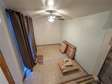 160 Jordan Ave, Rochester, NY 14606 - photo 3