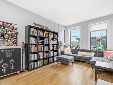 14 Pearl St unit 3, Boston, MA 02110 - photo 6