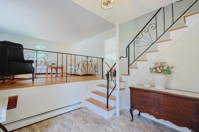 13 Dixon Cir, Holliston, MA 01746 - photo 4