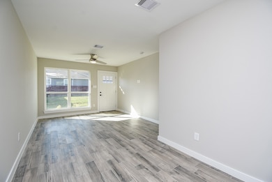 6522 De Priest St unit B, Houston, TX 77091 - photo 4