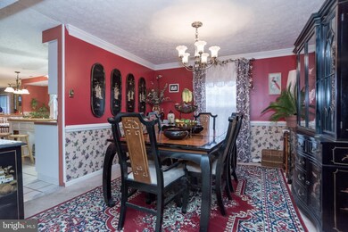 102 Penns Grant Dr, Morrisville, PA 19067 - photo 5