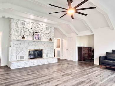 3602 Janeway Dr, Florence, AL 35634 - photo 7