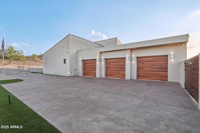 5-web-or-mls-W Estes Way-S2708-005