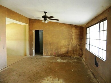 LivingRoom1