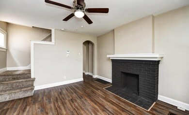 Living Room (3)