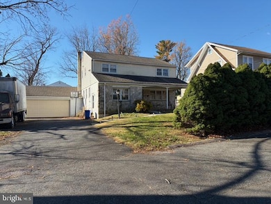 4816-18 Aubrey Ave, Philadelphia, PA 19114 - photo 2