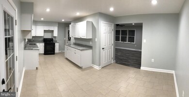 7254 Pommel Dr, Sykesville, MD 21784 - photo 4