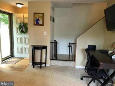 32 Dendron Ct, Parkville, MD 21234 - photo 6