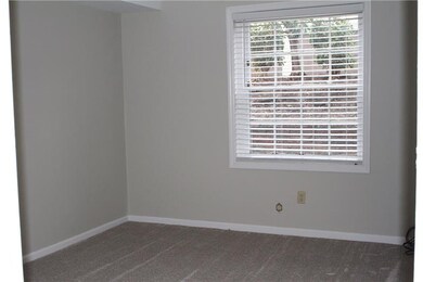 1040 Eve Dr unit A, Pittsburgh, PA 15216 - photo 6