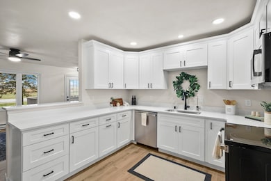 1542 U S 51, Stoughton, WI 53589 - photo 5