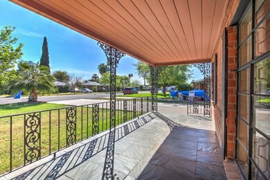 1822 E San Miguel Ave-10