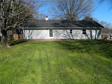 118 Little Forest Ln, Statesville, NC 28625 - photo 4