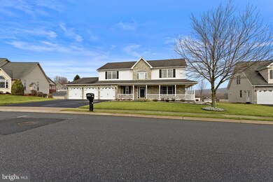 192 Fairway Dr, Denver, PA 17517 - photo 2