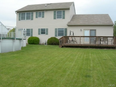 150 E 3rd St, Nazareth, PA 18064 - photo 2