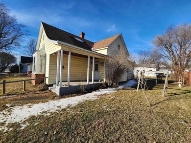 828 Wheatland Ave, Logansport, IN 46947 - photo 2