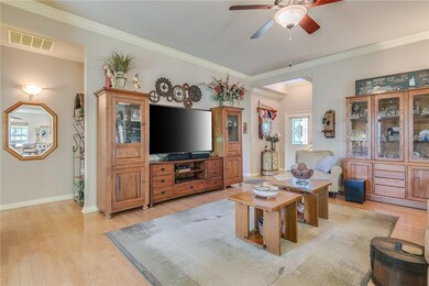 12 Allonby Cir, Bella Vista, AR 72714 - photo 2