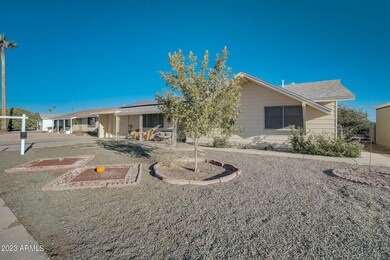 3-web-or-mls-W Crosby Dr-001