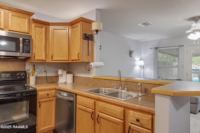 8-web-or-mls-1504 A Southport Blvd-8