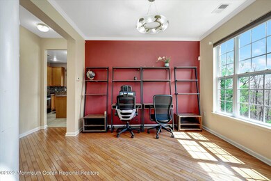 09-Dining Room