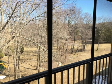 650 E Greenwich Ave unit 2-301, West Warwick, RI 02893 - photo 2