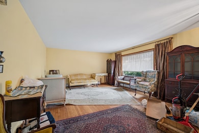 1068 N Hainesville Rd, Round Lake, IL 60073 - photo 5