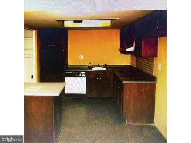 16 Rittenhouse Dr, Willingboro, NJ 08046 - photo 4