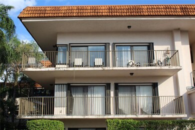 3rd Floor Corner Unit