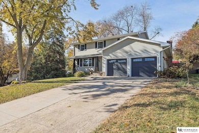 574 S 126th St, Omaha, NE 68154 - photo 4