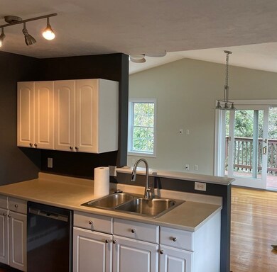 324-326 High St unit 3, Newburyport, MA 01950 - photo 7