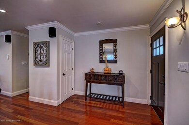 13 Island Pl, custom foyer