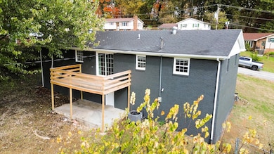 195 Oaklawn Cir, Corbin, KY 40701 - photo 3