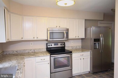 8618 Creek Ct, White Plains, MD 20695 - photo 7