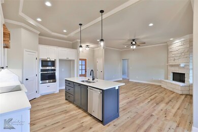 113 Beechcraft, Abilene, TX 79602 - photo 2