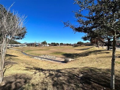 5111 Carson Hill Ln, Houston, TX 77092 - photo 2