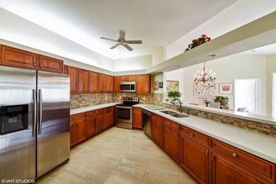 9817 Boca Gardens Cir N unit D, Boca Raton, FL 33496 - photo 3