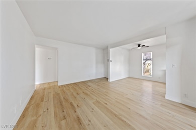 1390 Vegas Valley Dr unit 25, Las Vegas, NV 89169 - photo 2