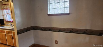 23466 Audrey Ave, Warren, MI 48091 - photo 4