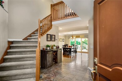 Stunning 2 story entry foyer